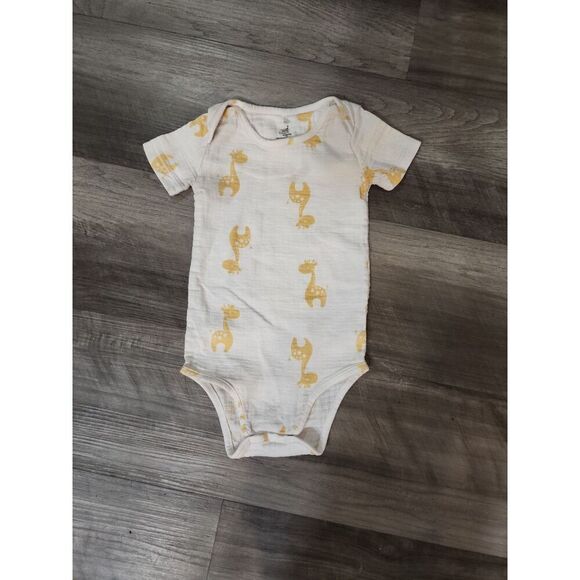 Aden + anais 3 - 6 month onesie unisex Muslin summer short sleeve, giraffes, - Picture 2 of 6